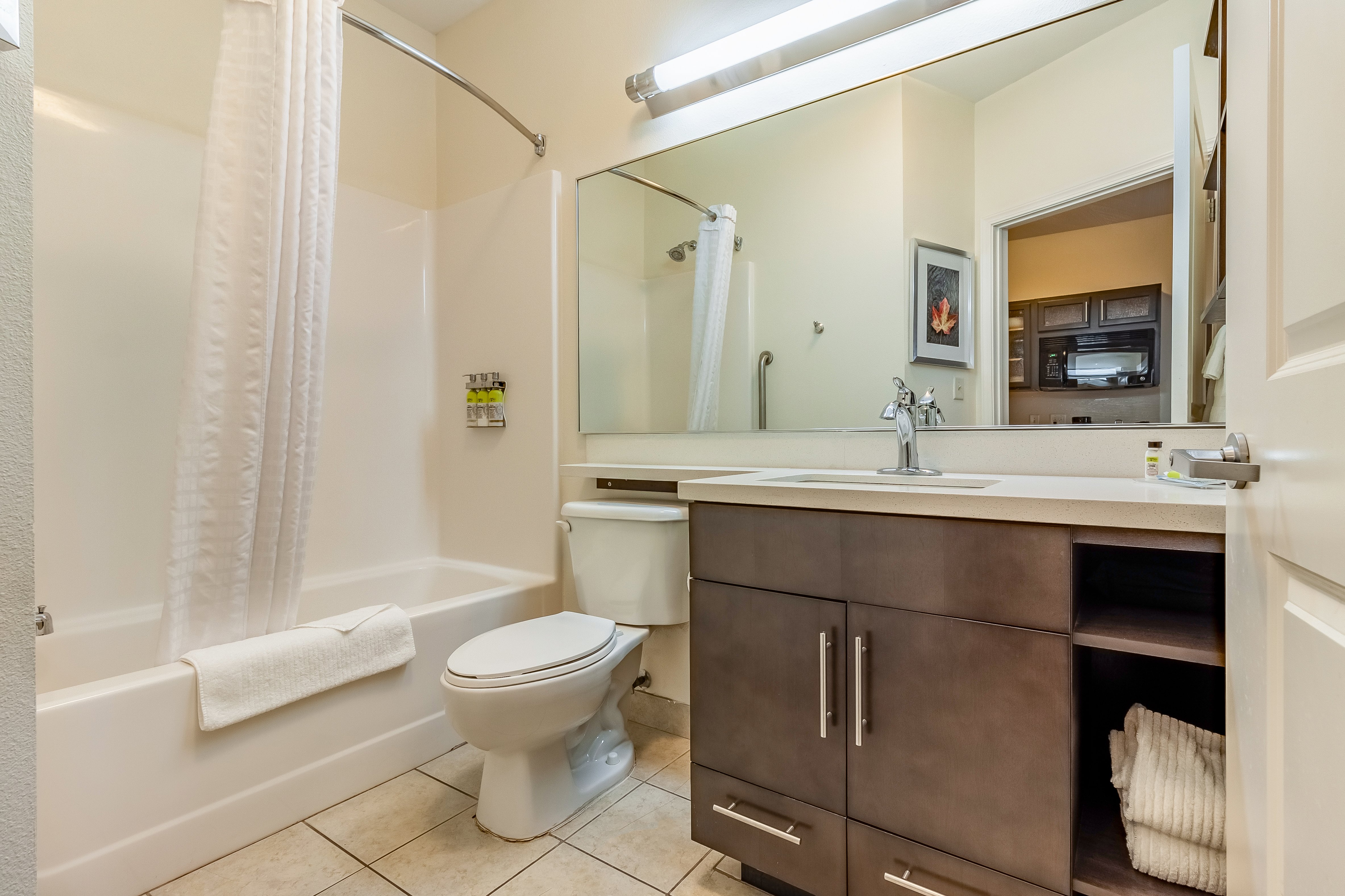 candlewood suites lincoln by ihg