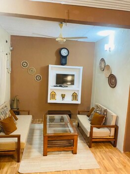 safari house