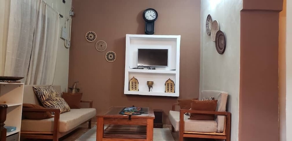 safari house