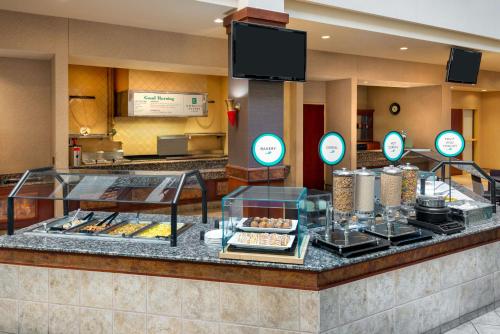 Embassy Suites Lincoln,Lincoln County>>Lincoln,4 star