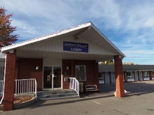 Howard Johnson By Wyndham Lindsay,Gannon Village>>Ennismore,2 star