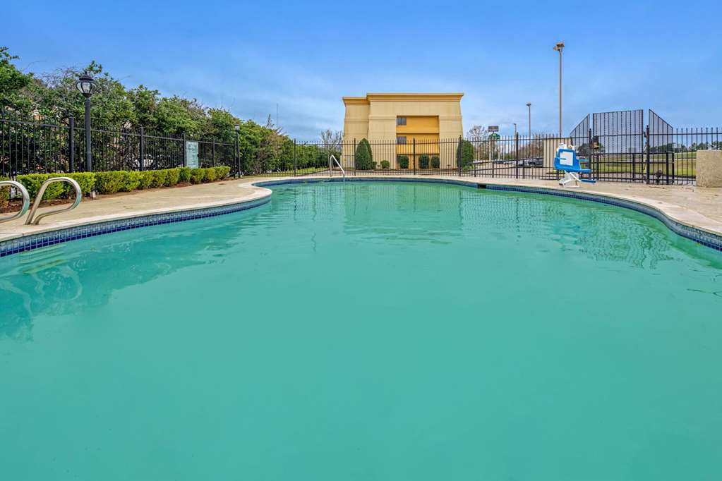 la quinta inn and suites baton rouge siegen lane