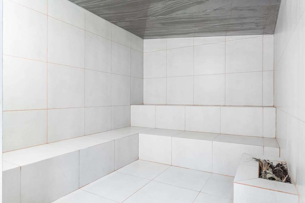 wyndham costa del sol lima airport