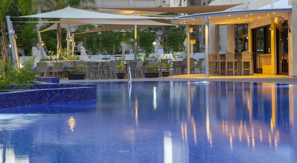 kapetanios odysseia hotel