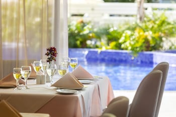 kapetanios odysseia hotel