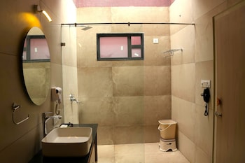 teakwood gir forest resort