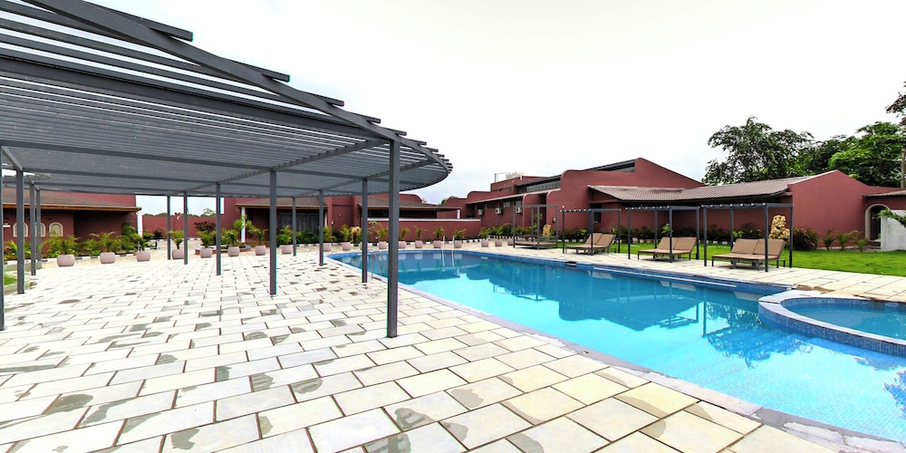 teakwood gir forest resort