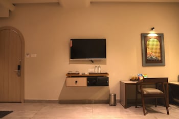 teakwood gir forest resort