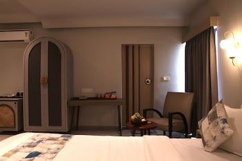 teakwood gir forest resort