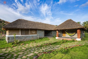 zostel hampi gangavathi