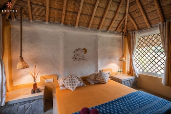 zostel hampi gangavathi