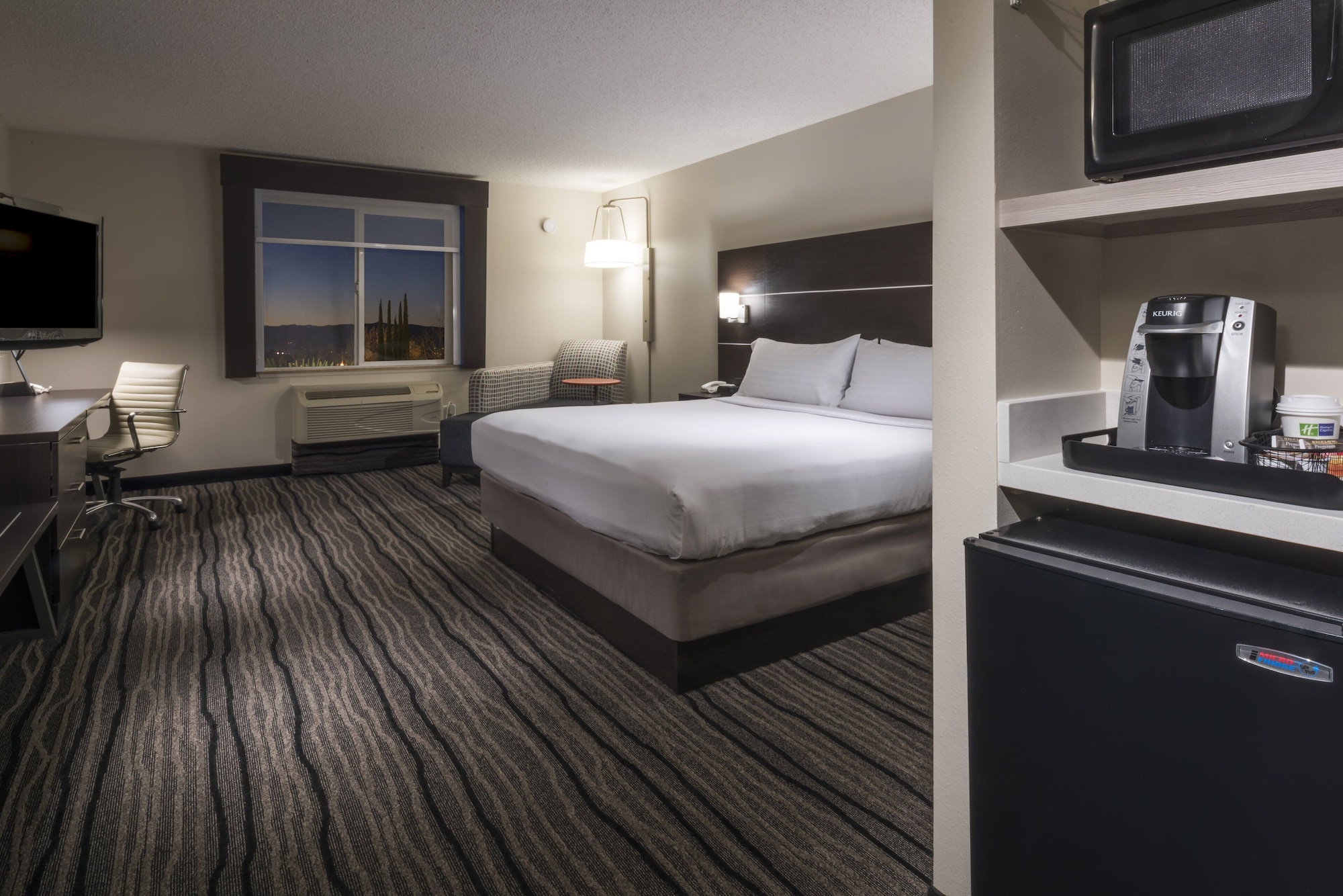 holiday inn express hotel and suites livermore by ihg