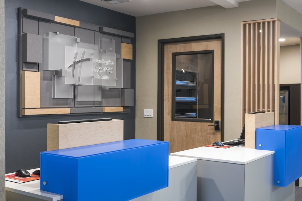 holiday inn express hotel and suites livermore by ihg