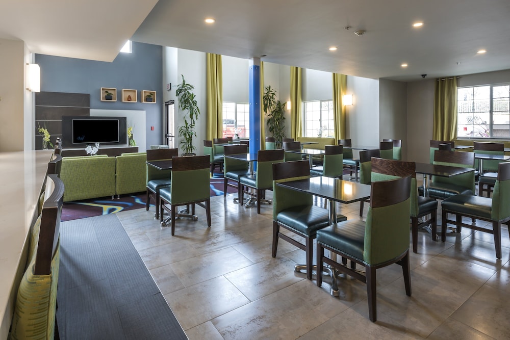 holiday inn express hotel and suites livermore by ihg