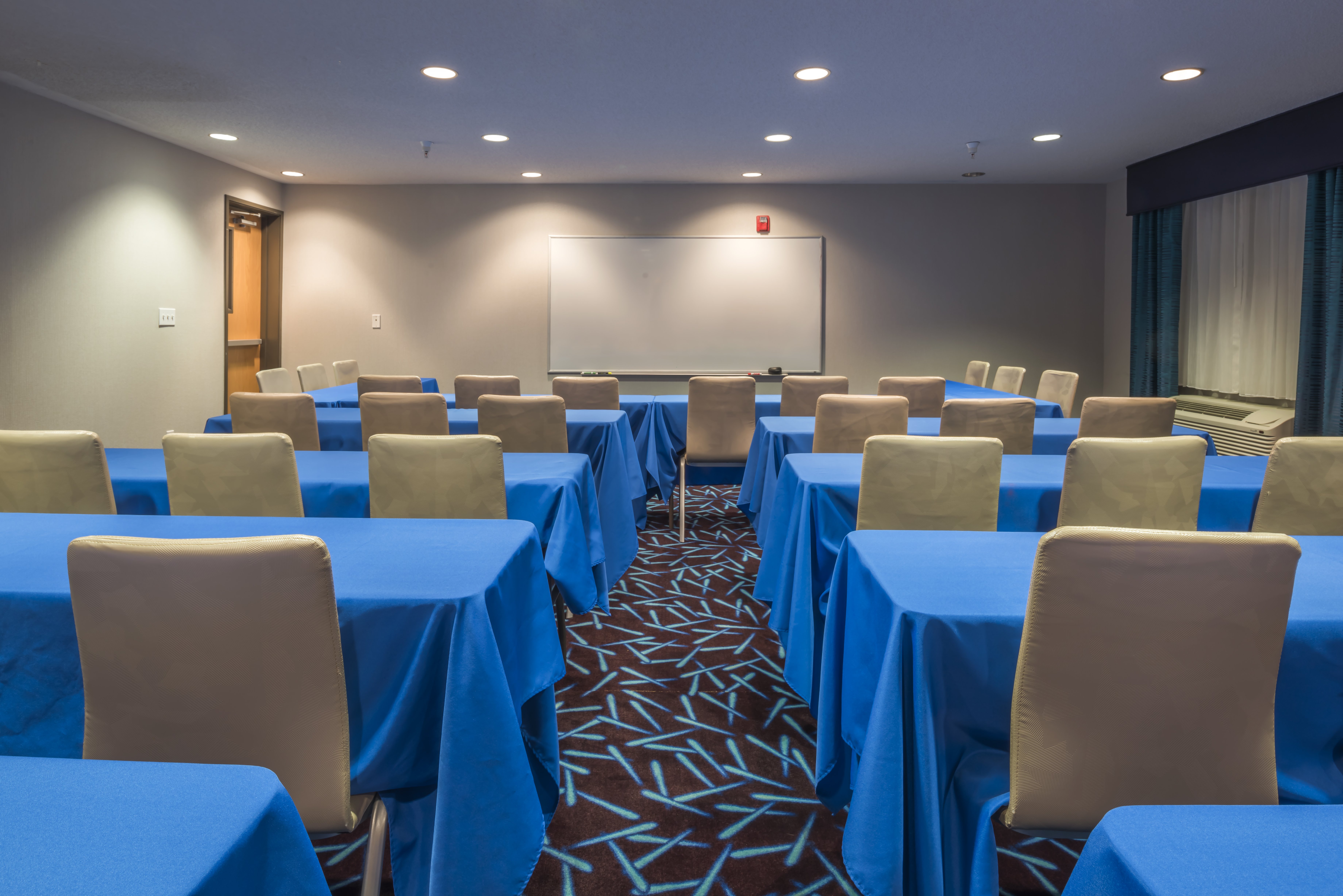 holiday inn express hotel and suites livermore by ihg