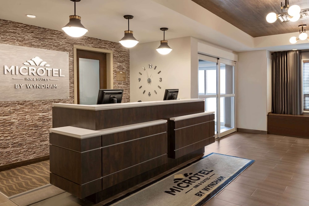 microtel inn and suites by wyndham lloydminster