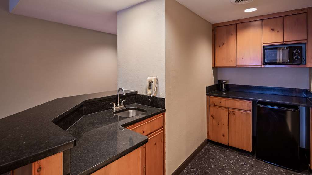 best western greenfield inn