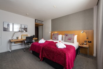 apex temple court hotel