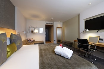 apex temple court hotel