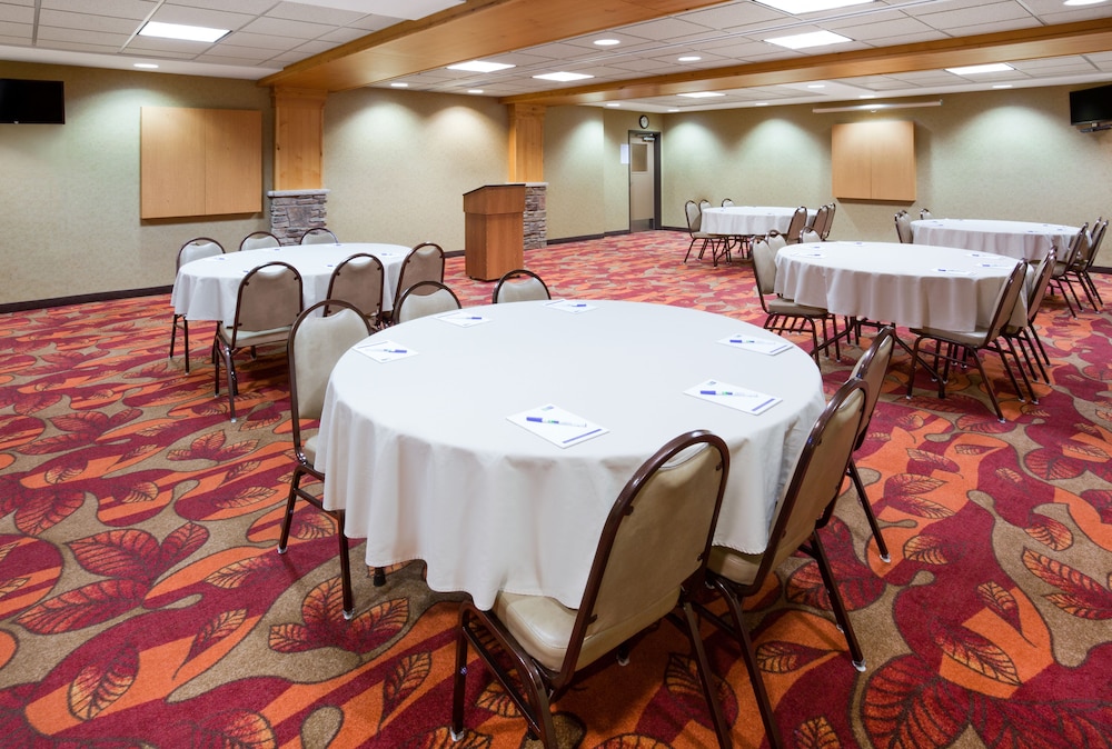 holiday inn express hotel and suites brainerd baxter by ihg