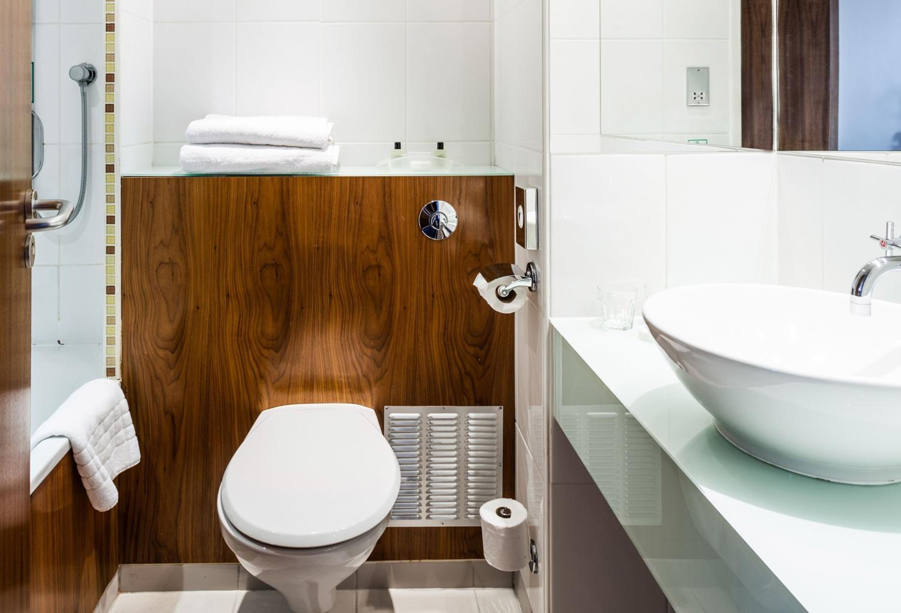 holiday inn london camden lock by ihg