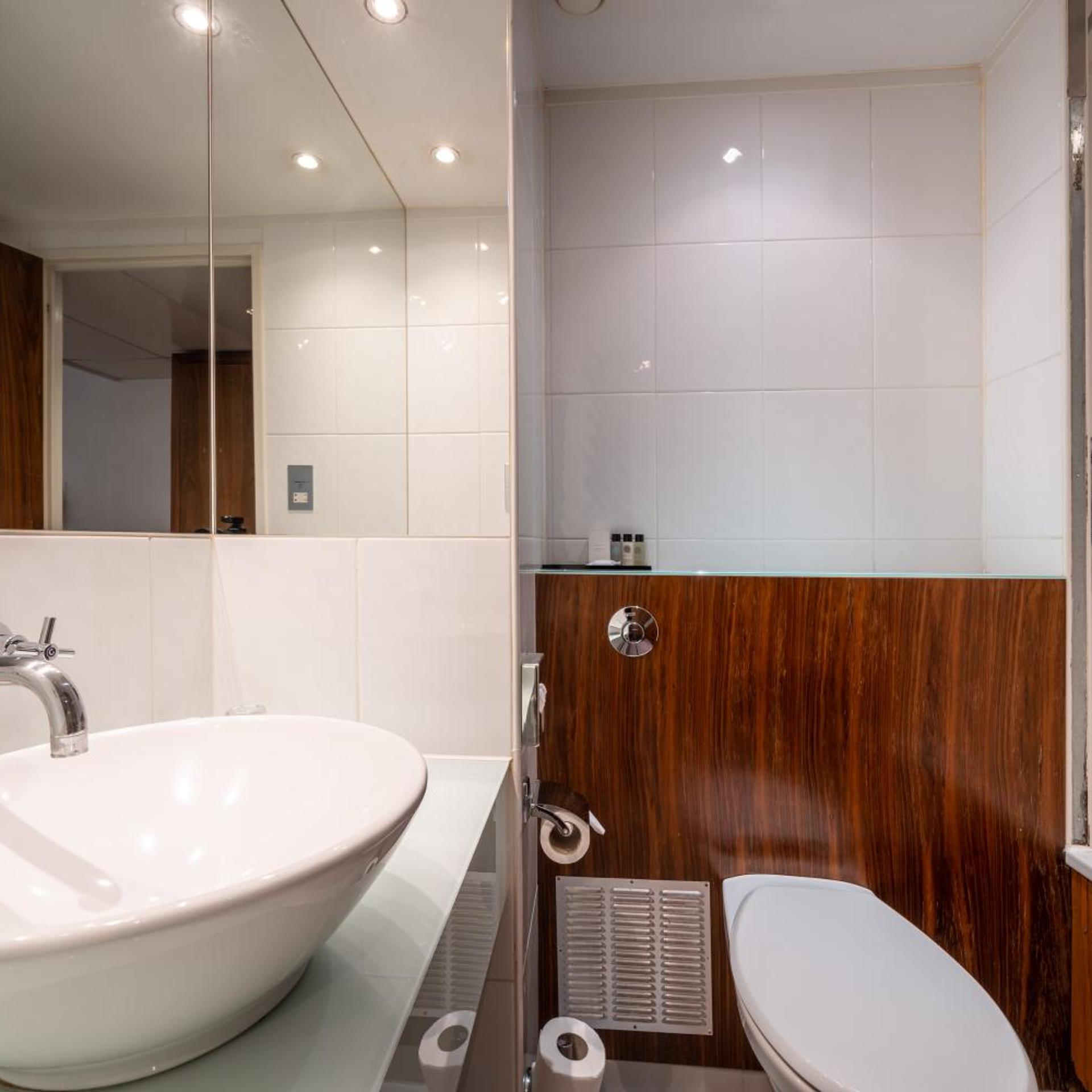 holiday inn london camden lock by ihg