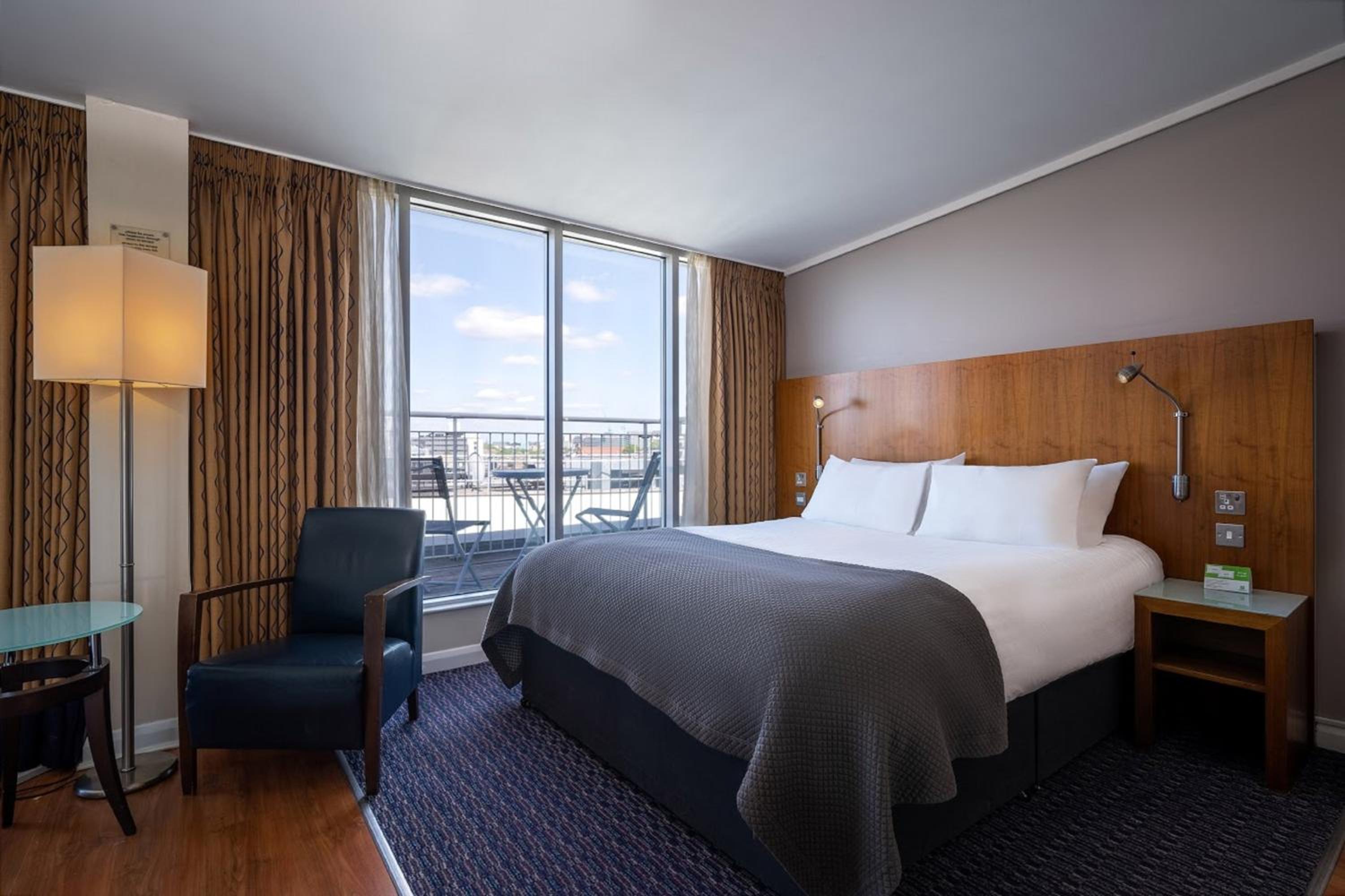 holiday inn london camden lock by ihg