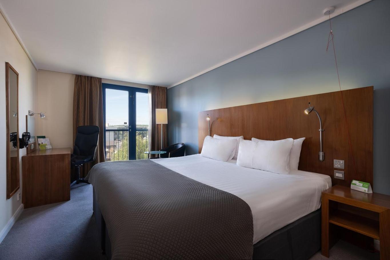 holiday inn london camden lock by ihg