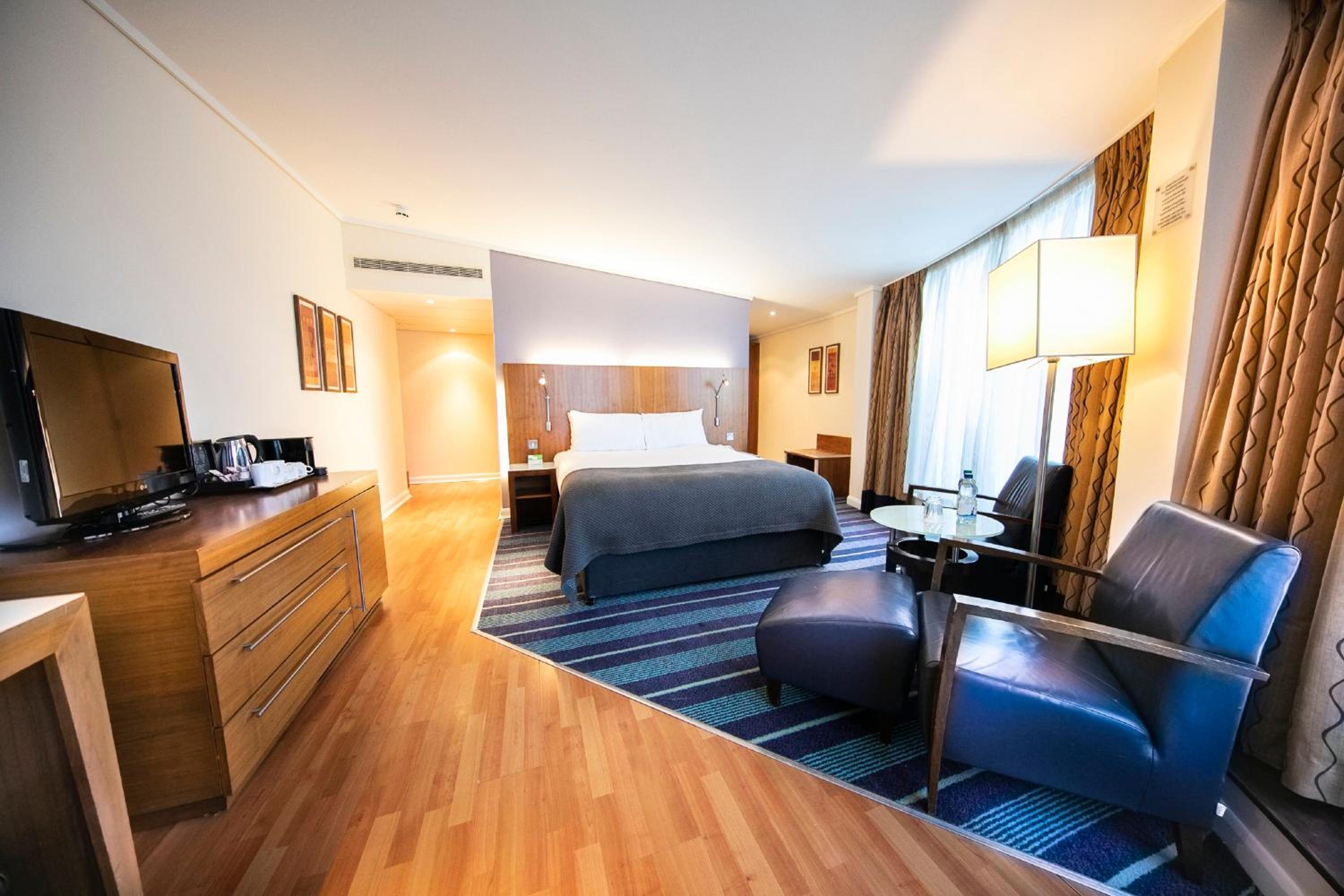 holiday inn london camden lock by ihg
