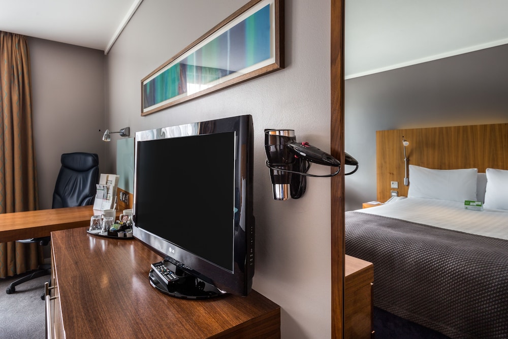 holiday inn london camden lock by ihg