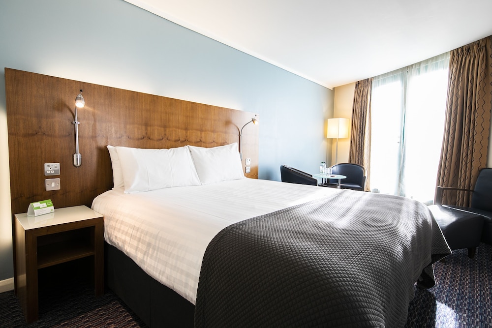 holiday inn london camden lock by ihg