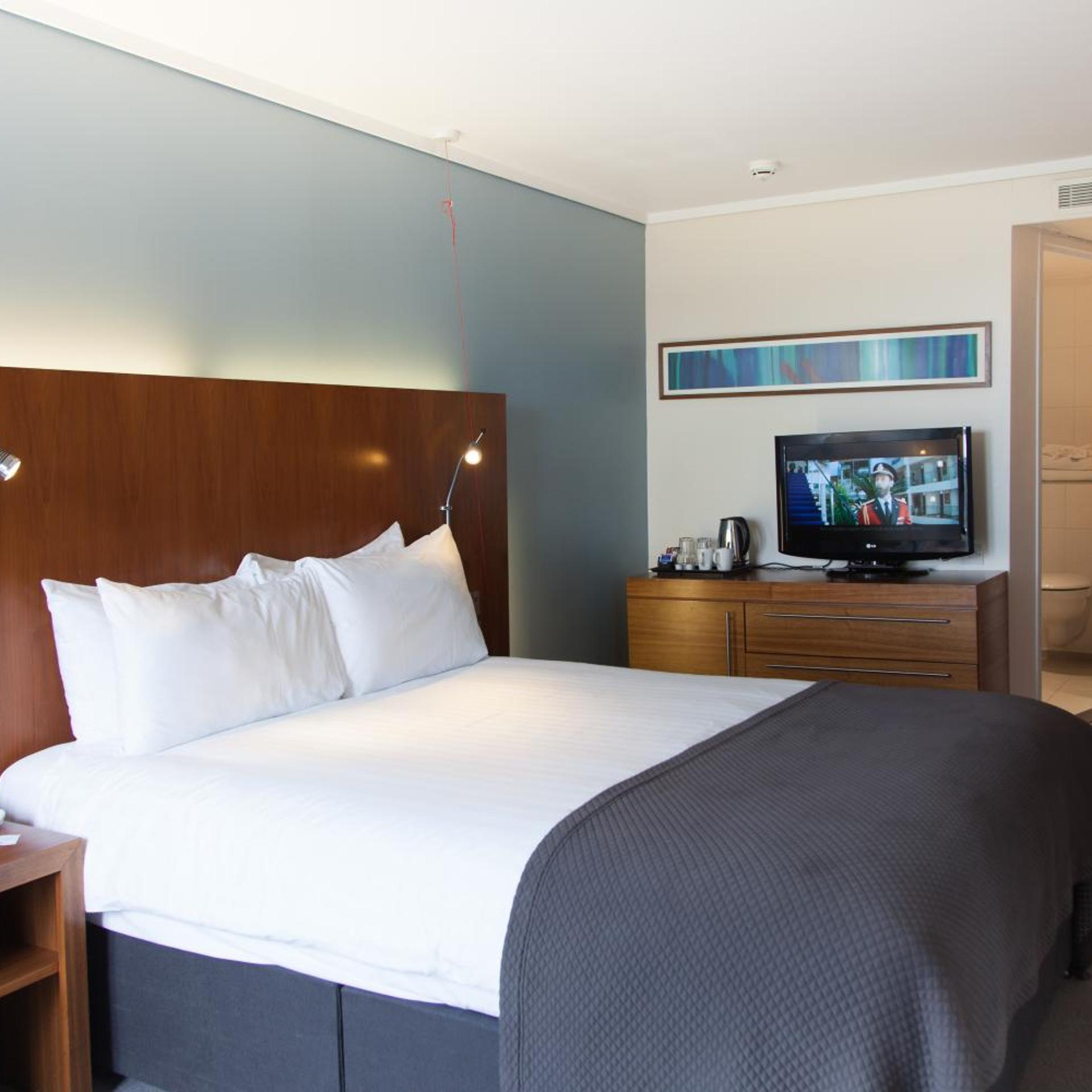 holiday inn london camden lock by ihg