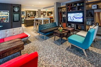 Holiday Inn London Camden Lock By Ihg,Camden Town>>Camden,4 star