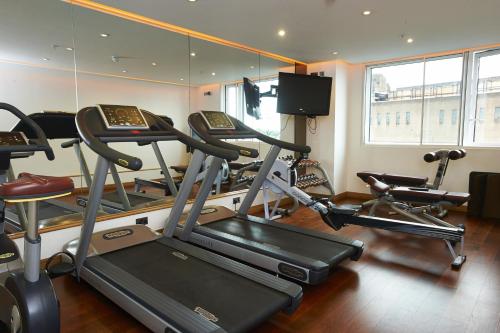Pestana Chelsea Bridge Hotel & Spa,Battersea Park>>Battersea,4 star