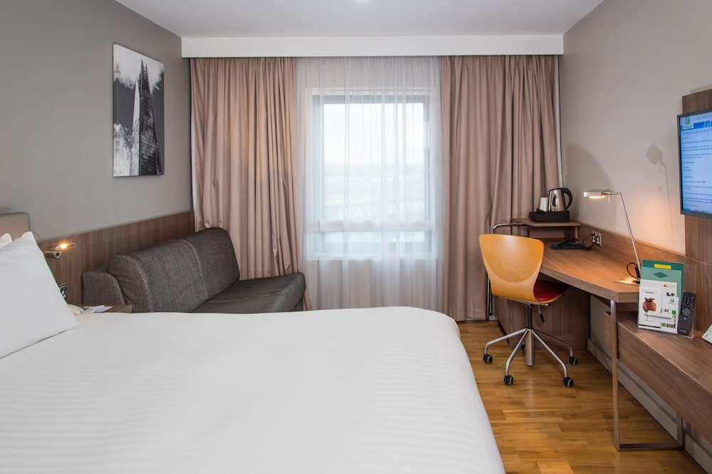 holiday inn london west by ihg