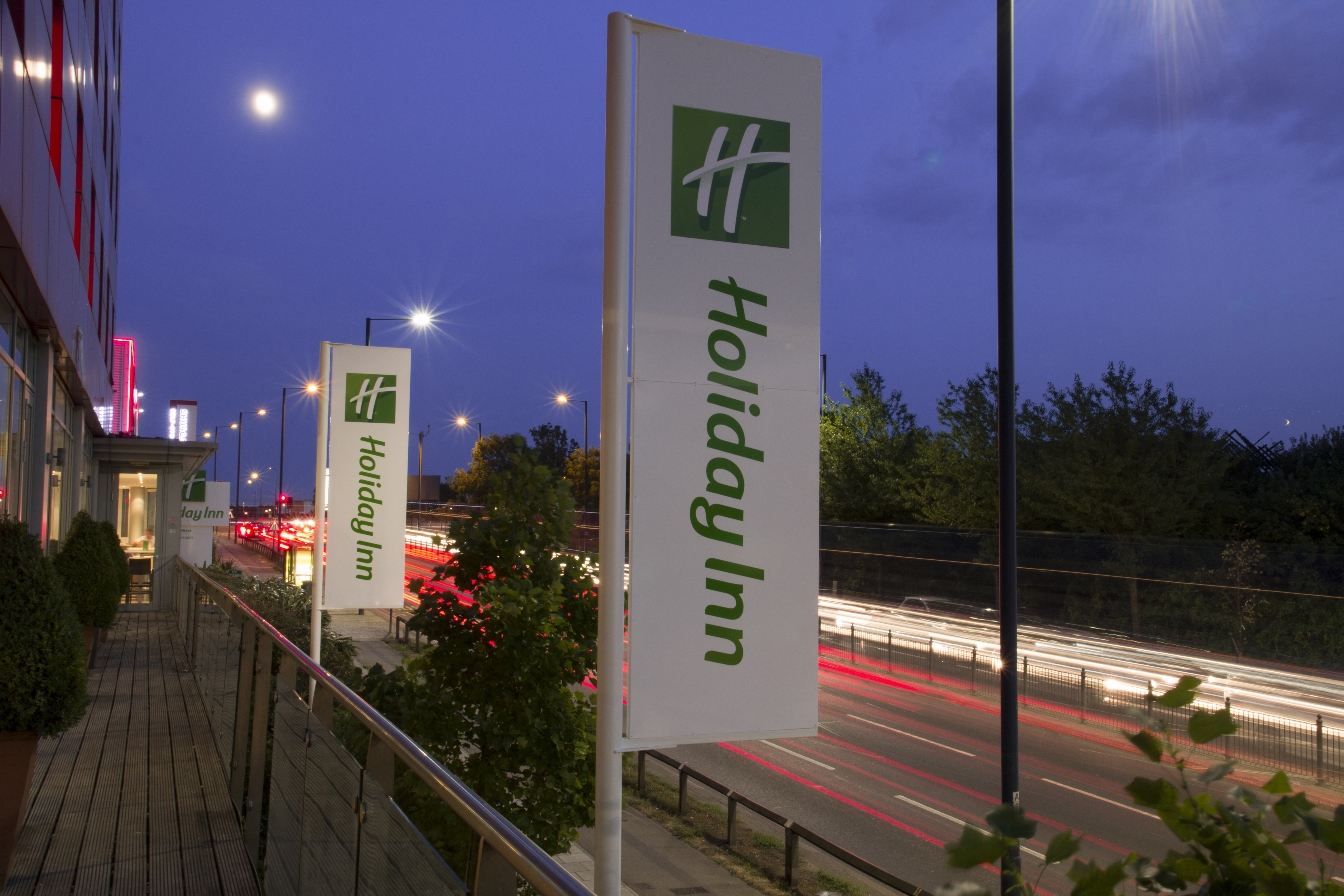 holiday inn london west by ihg