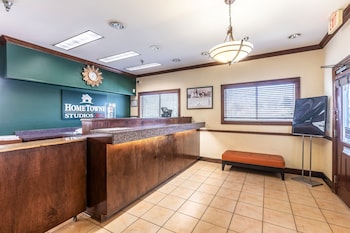 hometowne studios by red roof gainesville ga