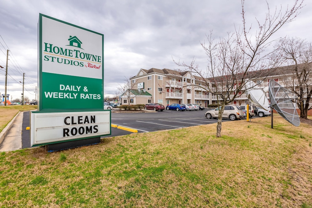 hometowne studios by red roof gainesville ga