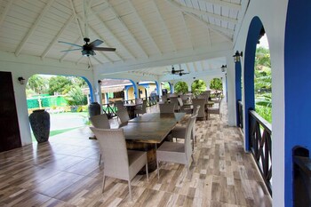 rum runners resort