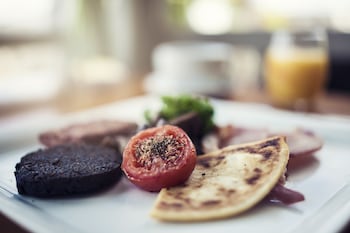 carlton george hotel