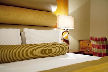 carlton george hotel