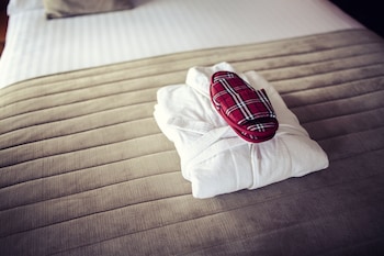 carlton george hotel