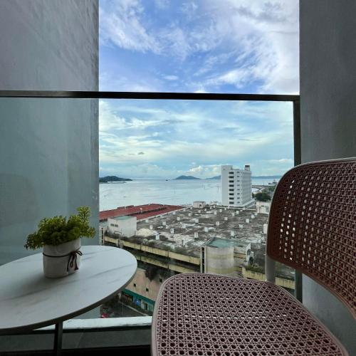 covesign suite the shore kota kinabalu