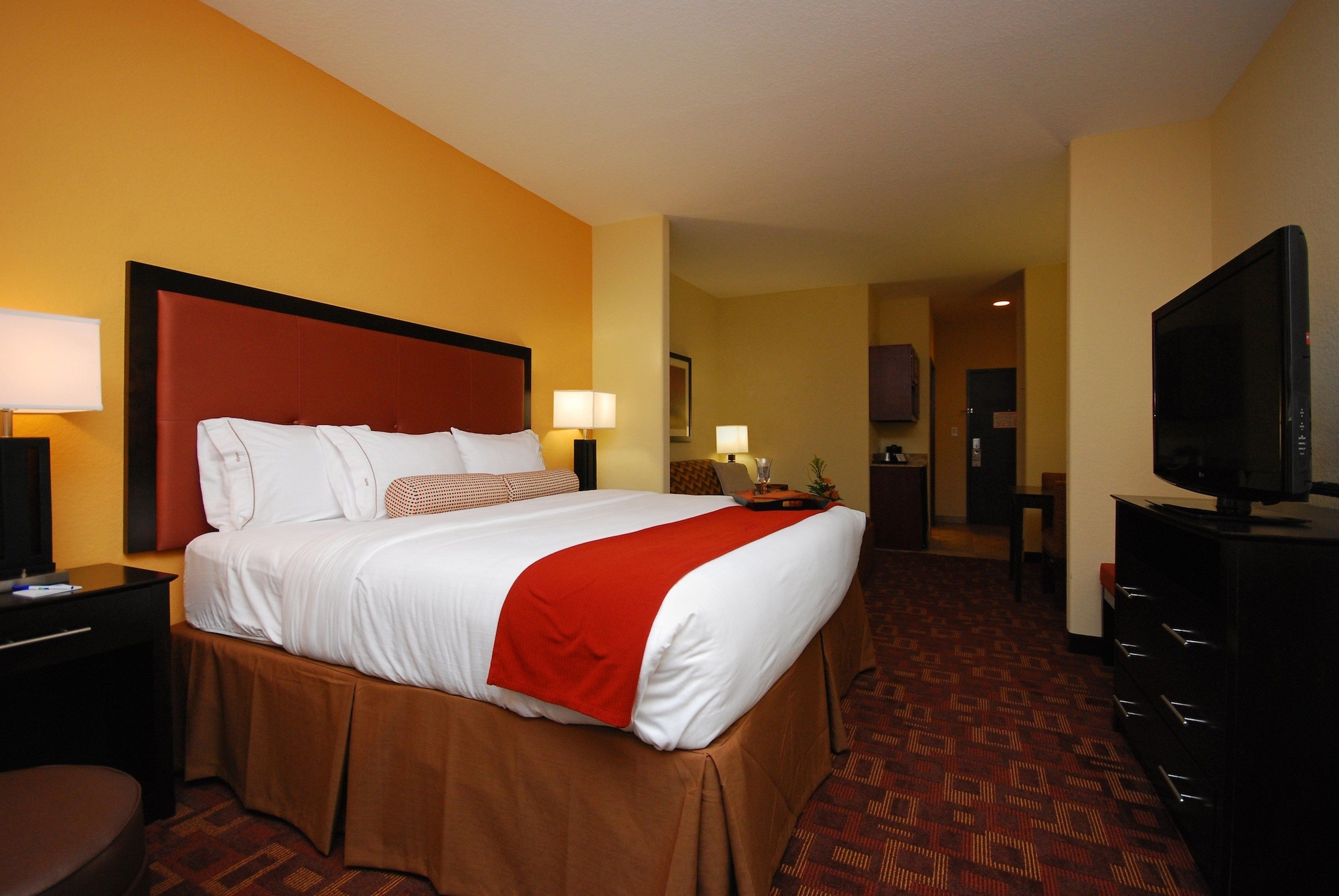 holiday inn express and suites gonzales by ihg
