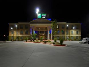 holiday inn express and suites gonzales by ihg