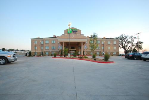 holiday inn express and suites gonzales by ihg