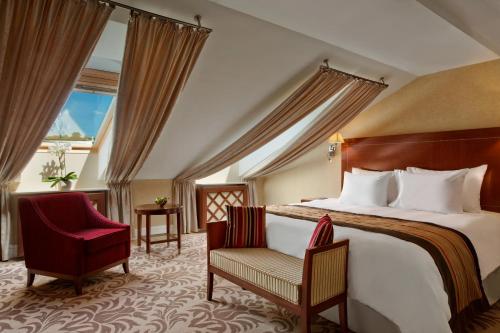 grand hotel vilnius curio collection by hilton