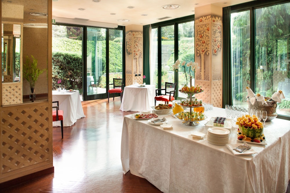 cosmo hotel torri