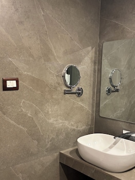 kashi anandam signature collection by eight continents