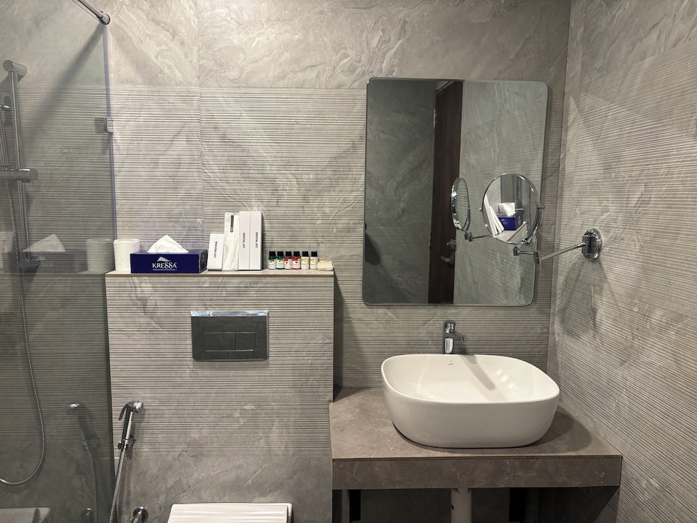 kashi anandam signature collection by eight continents